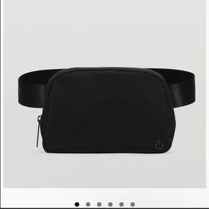 Lululemon wear everywhere belt bag